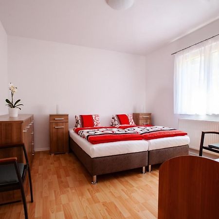 Apartman Dominhaus Хеб Екстер'єр фото